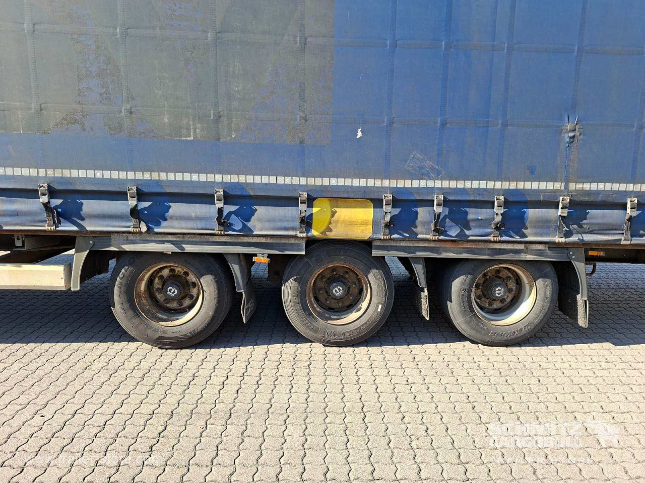 Krone Curtainsider Mega 