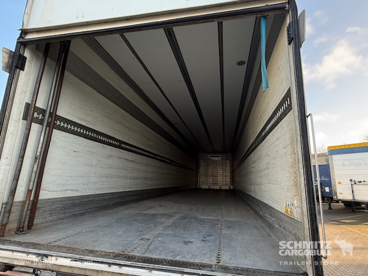 Schmitz Cargobull Oplegger Vries Standard Taillift 