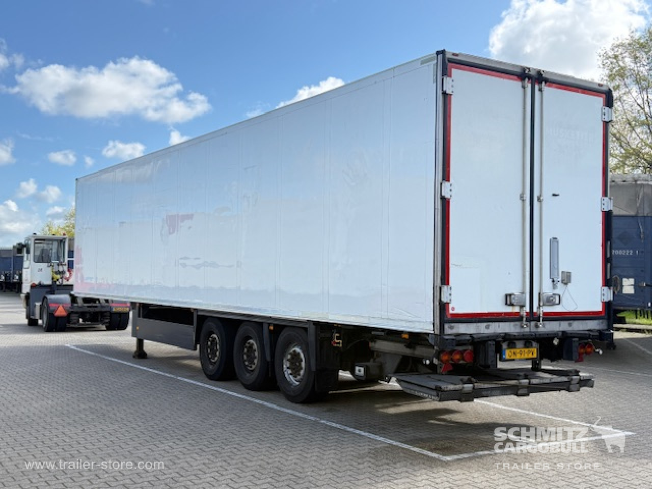 Schmitz Cargobull Oplegger Vries Standard Taillift 