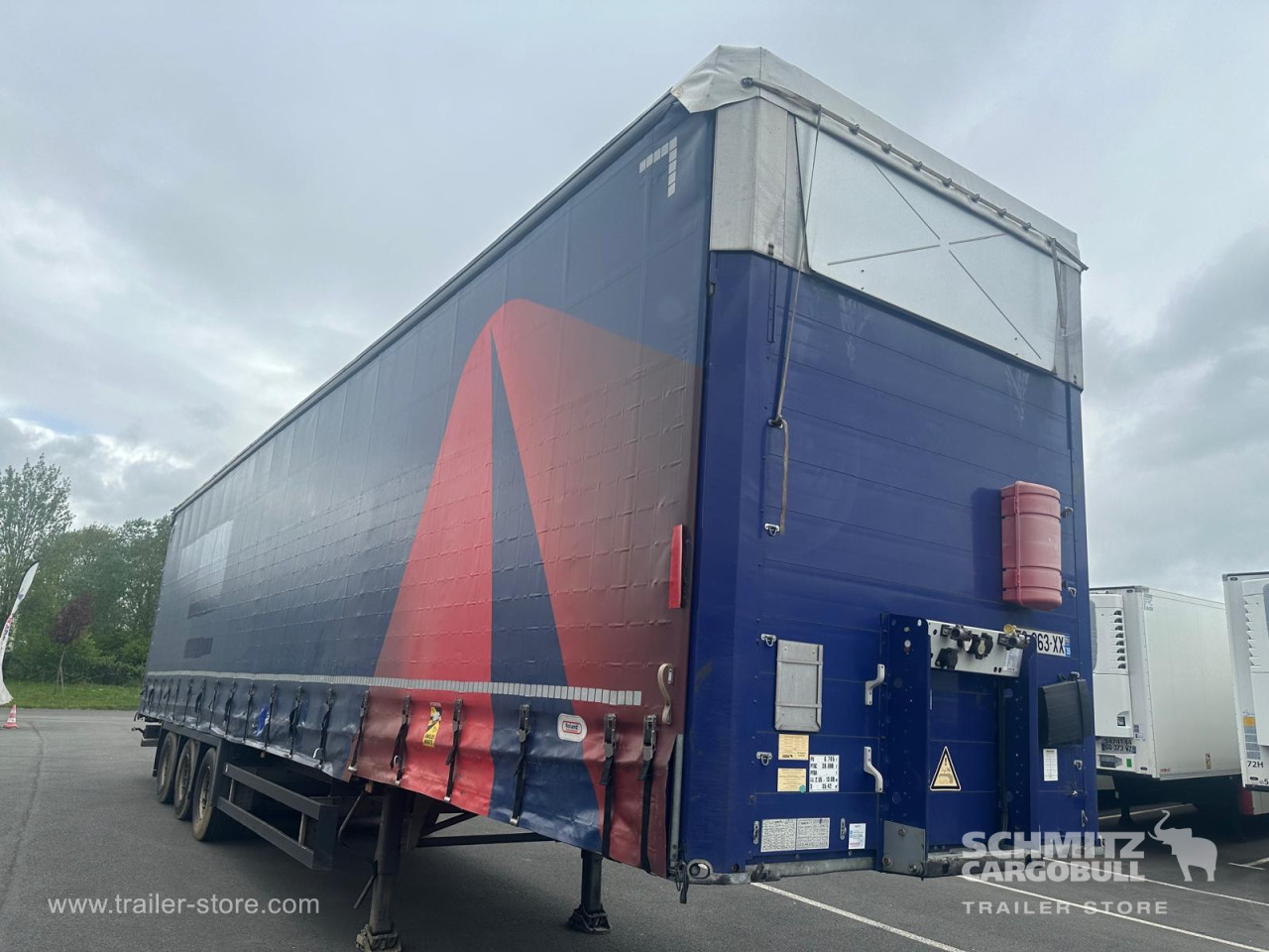 Schmitz Cargobull Semitrailer Curtainsider Mega 