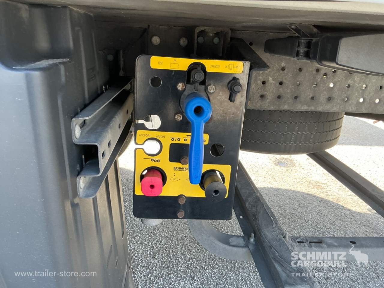 Schmitz Cargobull Auflieger Tiefkühlkoffer Multitemp Double deck 