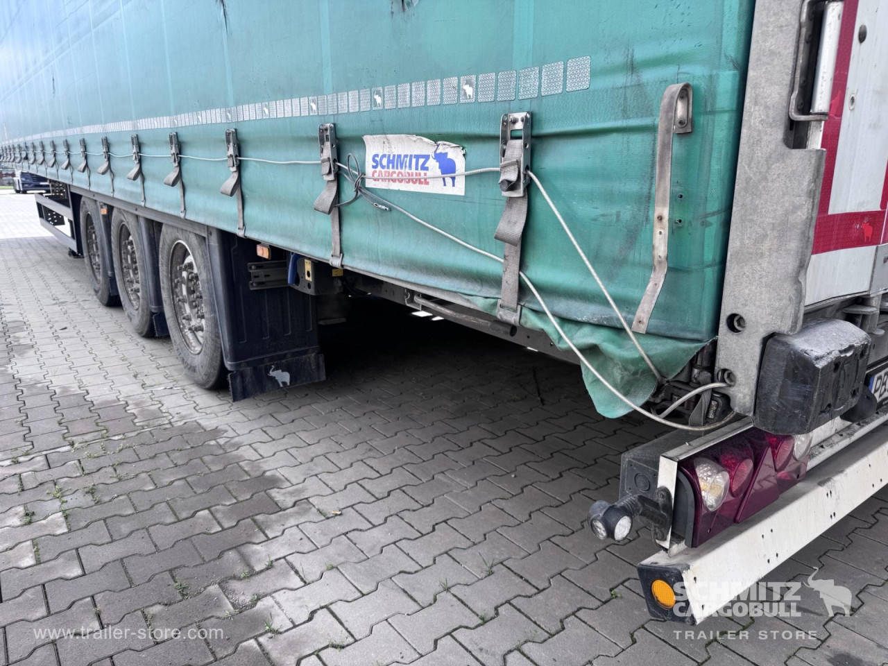 Schmitz Cargobull Curtainsider Mega 