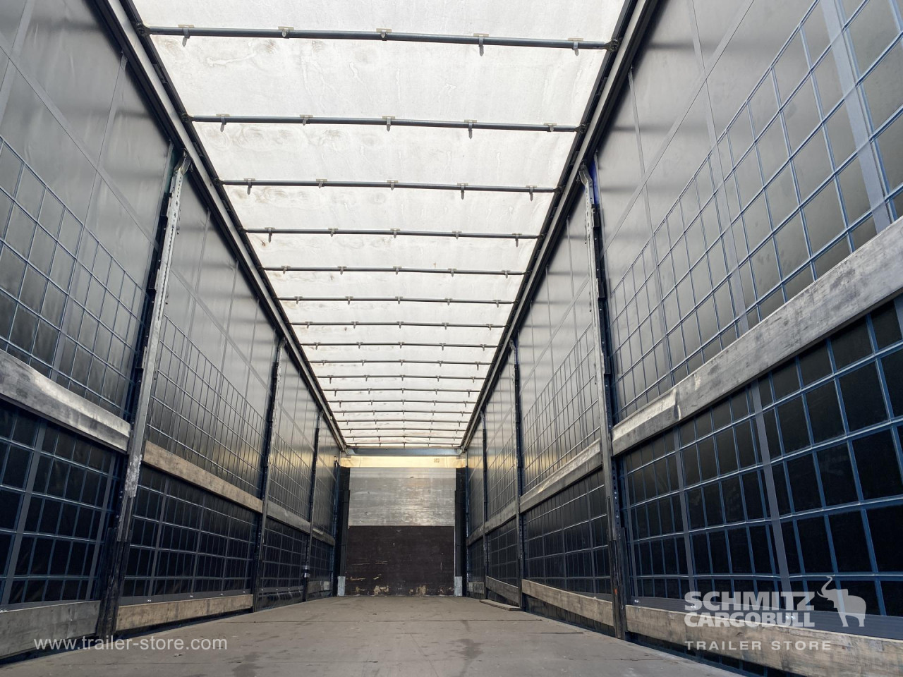 Schmitz Cargobull Semitrailer Curtainsider Standard 