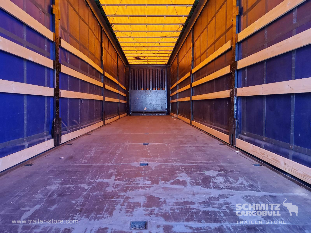 Krone Curtainsider Mega 