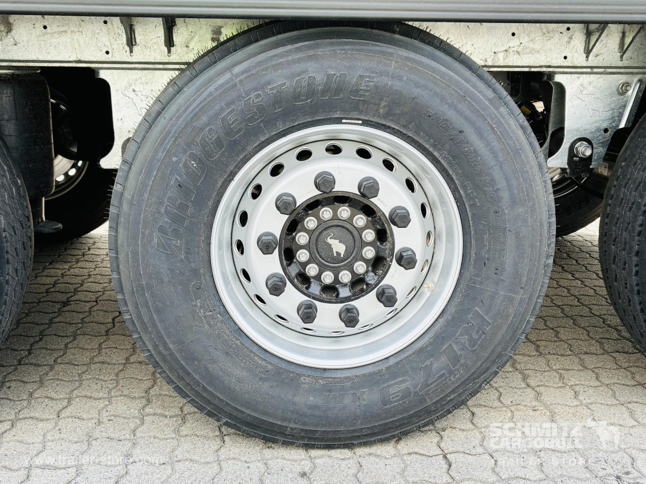 Schmitz Cargobull Tiefkühler Standard Doppelstock Trennwand 