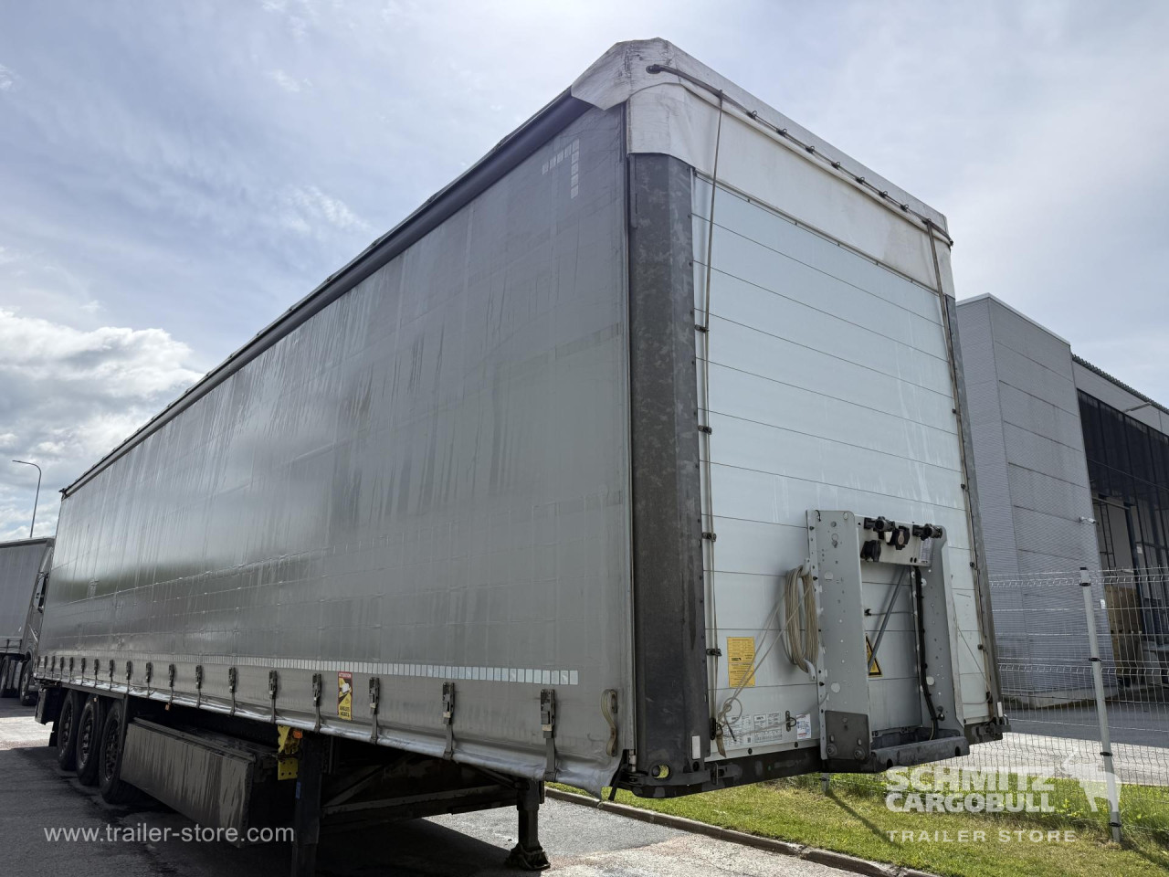 Schmitz Cargobull Curtainsider Standard 
