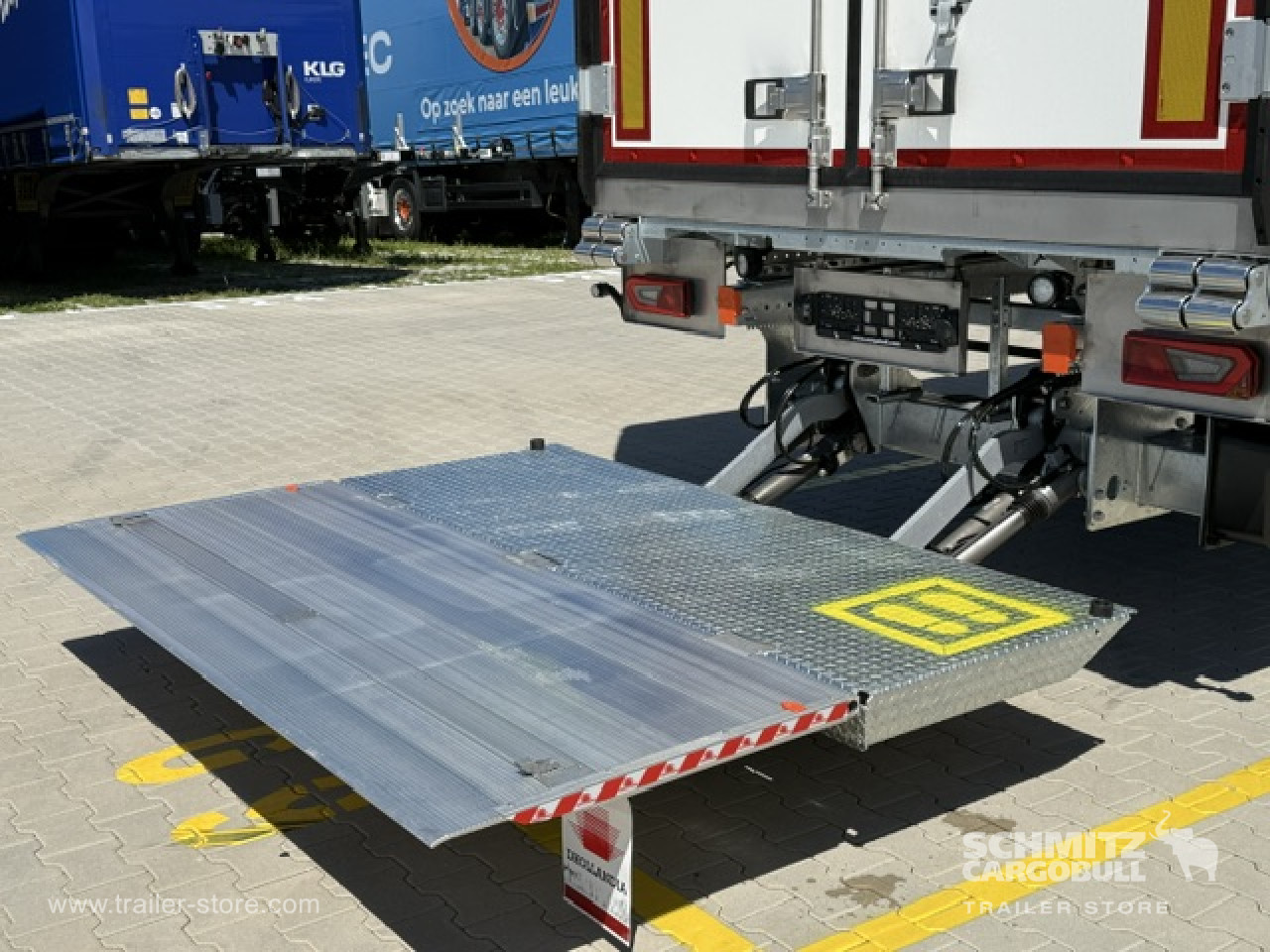 Schmitz Cargobull Oplegger Vries Standard Taillift 