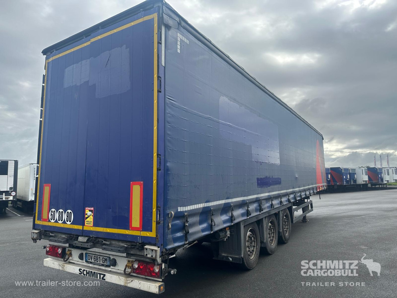 Schmitz Cargobull Semitrailer Curtainsider Mega 