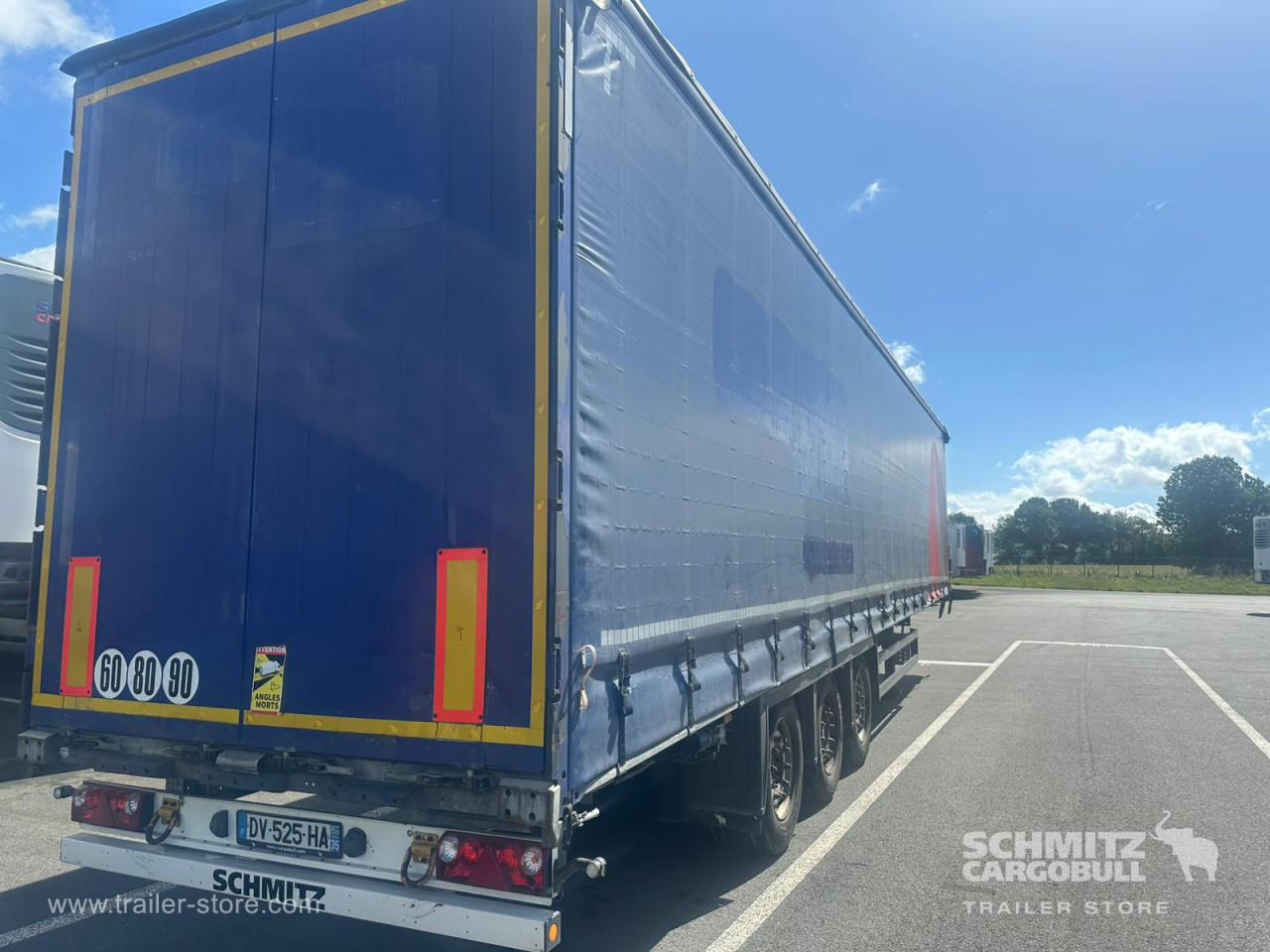 Schmitz Cargobull Semitrailer Curtainsider Mega 