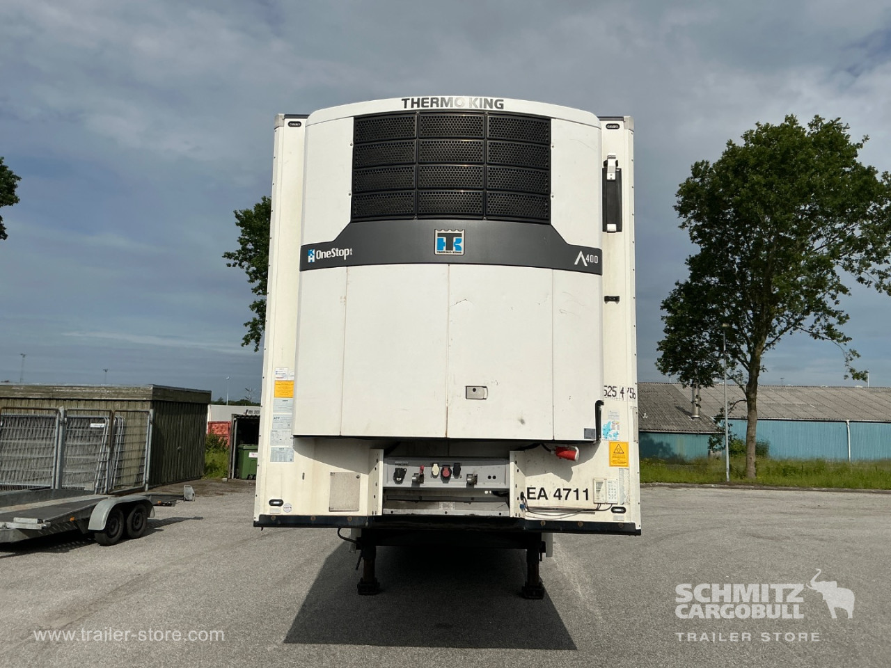 Schmitz Cargobull Reefer Meat hanging system 
