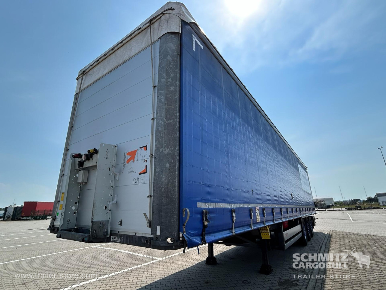 Schmitz Cargobull Curtainsider Standard 