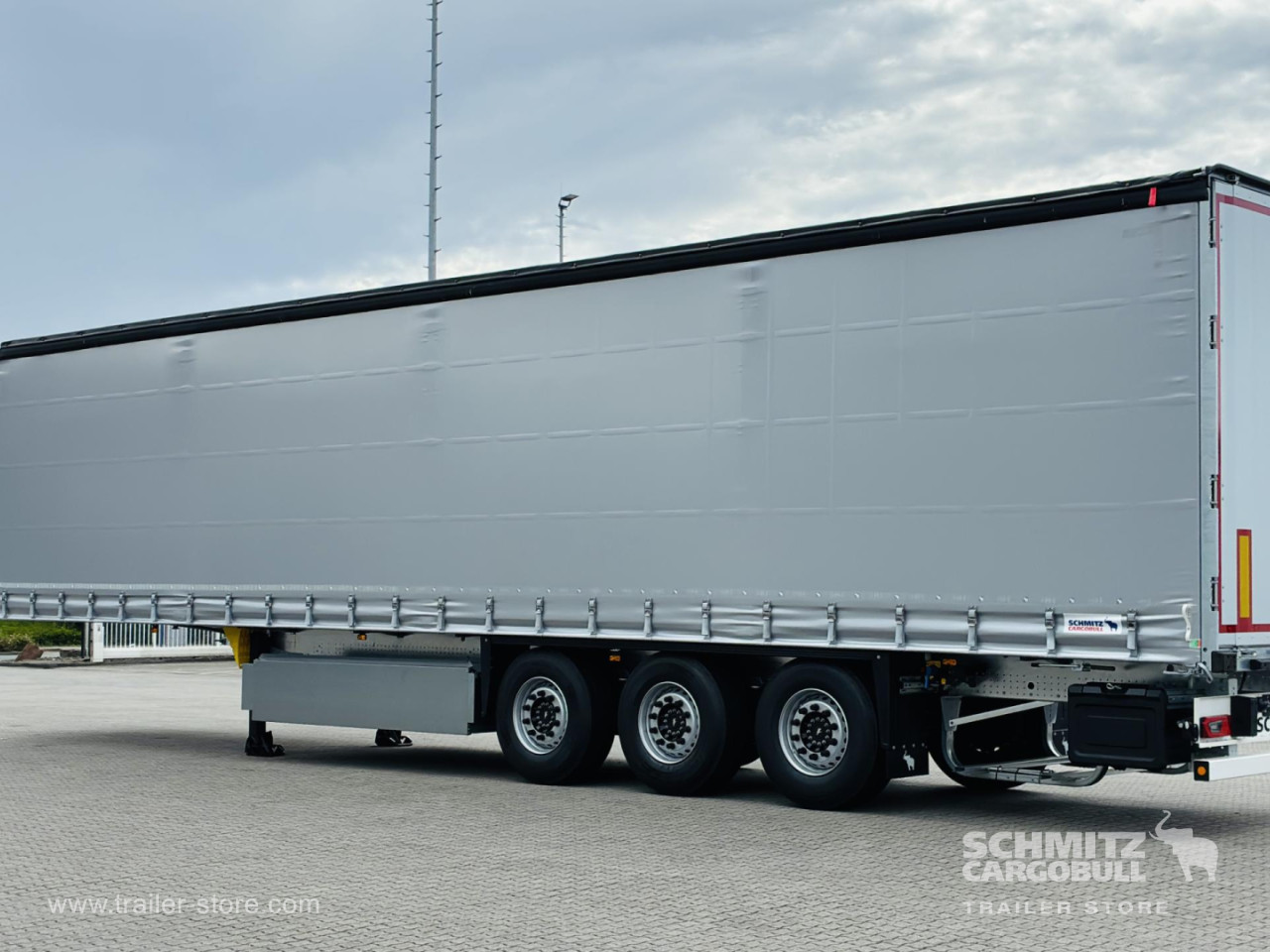 Schmitz Cargobull Curtainsider Standard 
