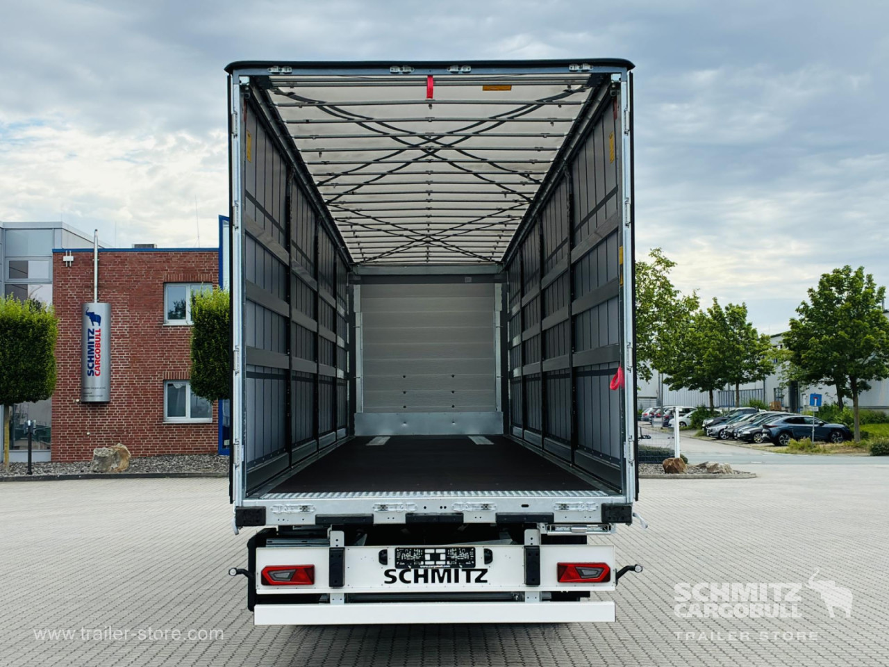 Schmitz Cargobull Curtainsider Standard 