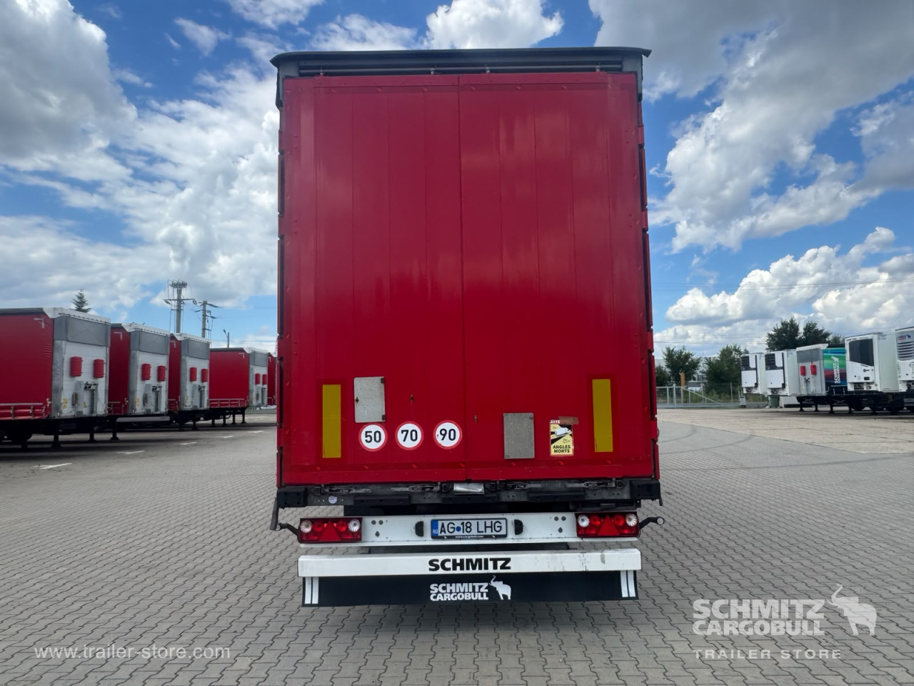 Schmitz Cargobull Curtainsider Mega 