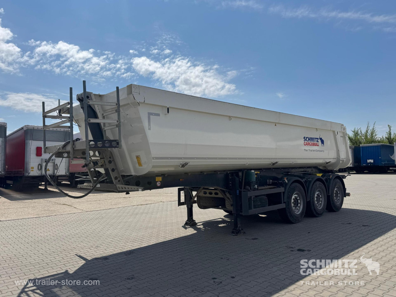 Schmitz Cargobull Bena basculabila semirotunda din 28m³ 