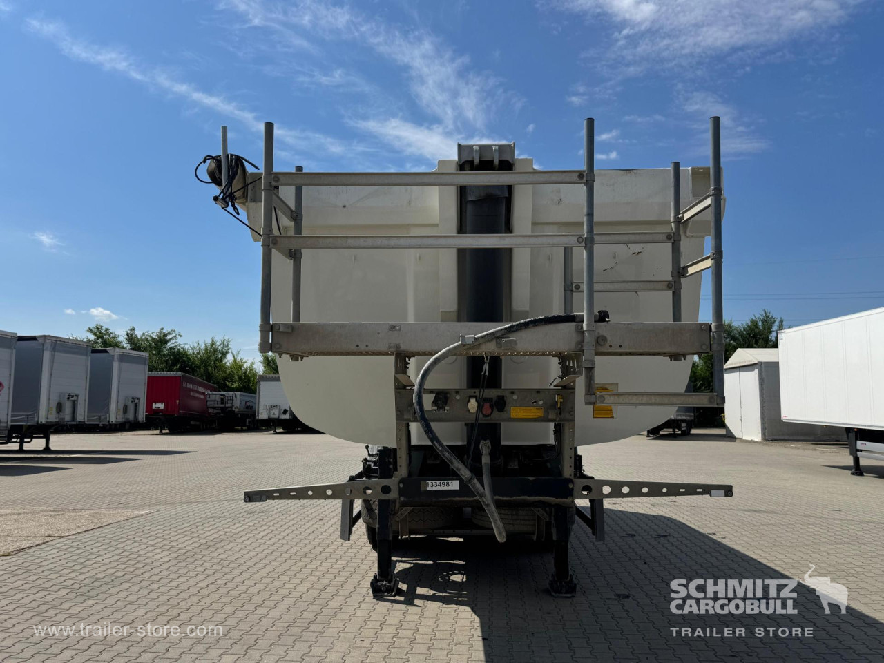 Schmitz Cargobull Bena basculabila semirotunda din 28m³ 