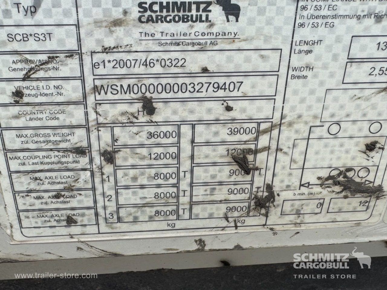 Schmitz Cargobull Curtainsider Mega 