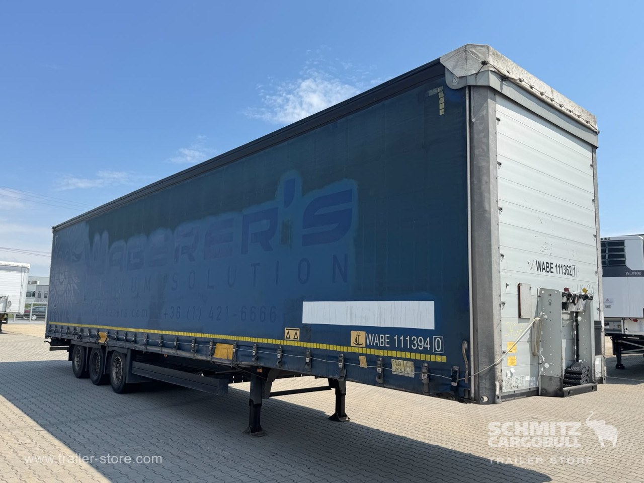 Schmitz Cargobull Curtainsider Mega 