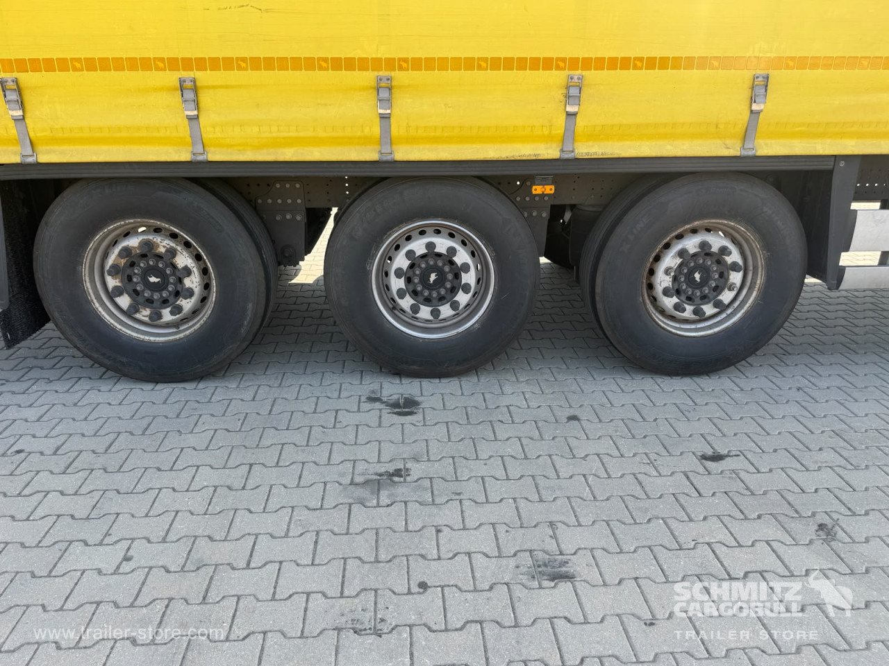 Schmitz Cargobull Curtainsider Standard 