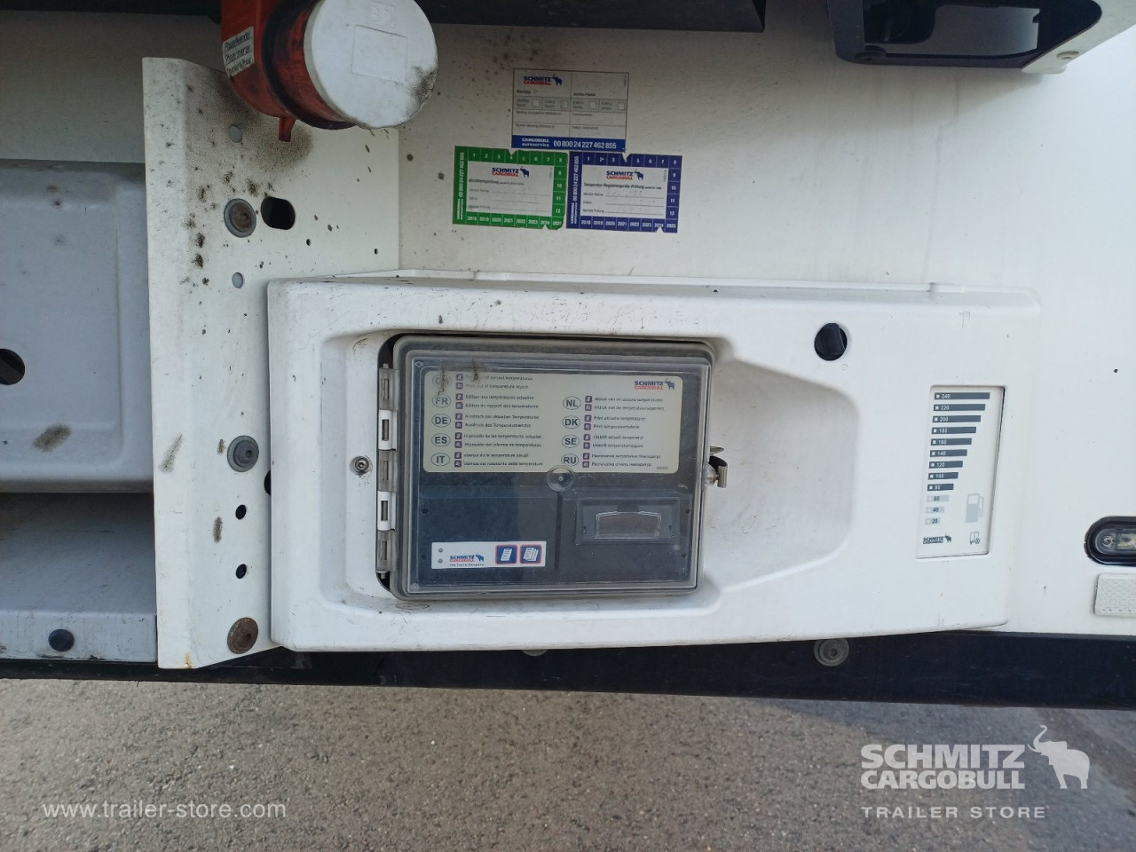 Schmitz Cargobull Tiefkühler Multitemp Trennwand 