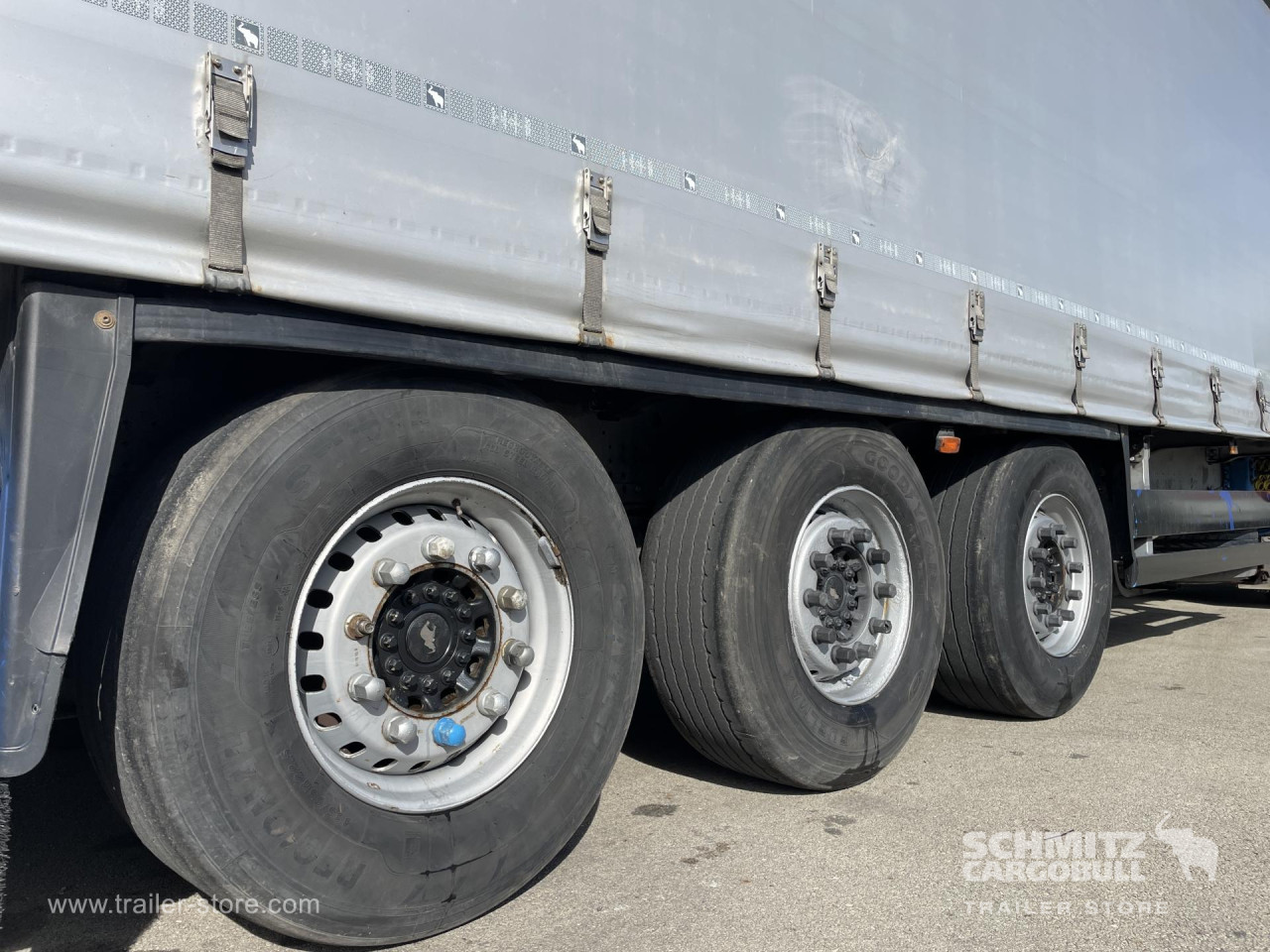 Schmitz Cargobull Curtainsider Standard 
