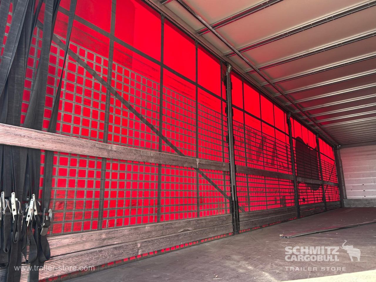 Schmitz Cargobull Curtainsider Standard 
