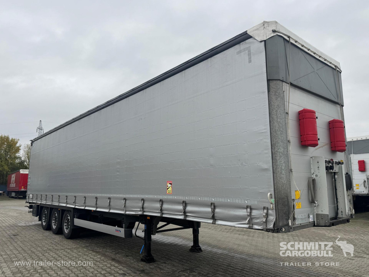Schmitz Cargobull Curtainsider Mega 