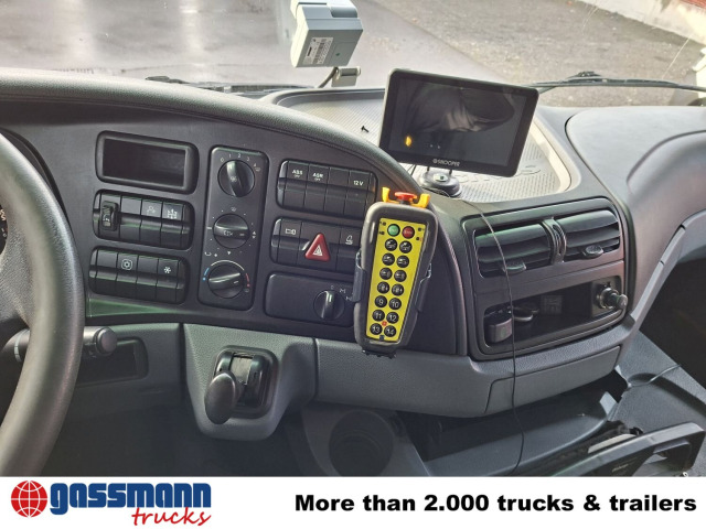 Mercedes Benz Actros 4146 K 8x4/4, Retarder, Kran Hiab XS 477 