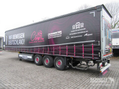 Schmitz Cargobull Curtainsider Standard Getränke 