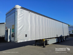 Schmitz Cargobull Curtainsider Standard Getränke 