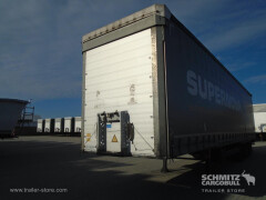 Schmitz Cargobull Curtainsider Mega 
