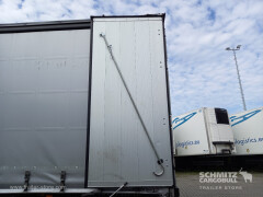 Schmitz Cargobull Curtainsider Standard Getränke 