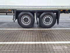 Schmitz Cargobull Trockenfrachtkoffer Standard Rolltor 