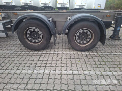 Schmitz Cargobull Zentralachsanhänger Wechselfahrgestell 