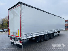 Schmitz Cargobull Curtainsider Mega 