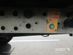 FRUEHAUF Semitrailer Dryfreight Standard Porte relevante 