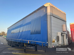 Schmitz Cargobull Semitrailer Curtainsider Mega 