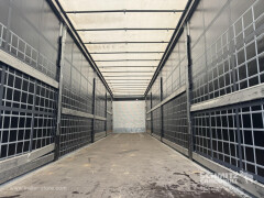 Schmitz Cargobull Curtainsider Standard 