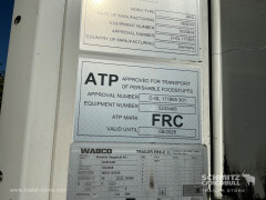 Schmitz Cargobull Reefer Meat hanging system 