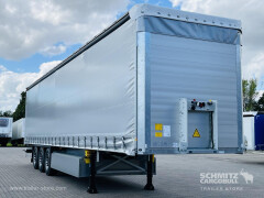 Schmitz Cargobull Curtainsider Standard Getränke 