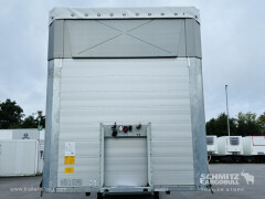 Schmitz Cargobull Curtainsider Mega Getränke 