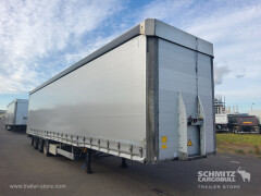 Schmitz Cargobull Curtainsider Mega Getränke 