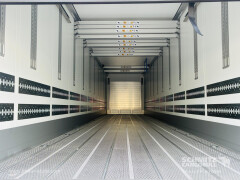 Schmitz Cargobull Tiefkühler Multitemp Doppelstock Trennwand Rolltor 