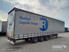 Schmitz Cargobull Curtainsider Mega Getränke 