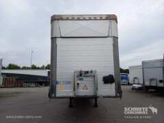 Schmitz Cargobull Curtainsider Mega Getränke 