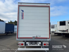 Schmitz Cargobull Oplegger Kasten Standard Roller shutter door 