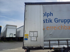 Schmitz Cargobull Curtainsider Mega Getränke 