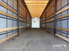 Schmitz Cargobull Curtainsider Mega Getränke 