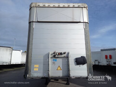 Schmitz Cargobull Curtainsider Mega Getränke 