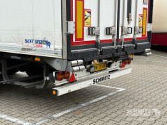 Schmitz Cargobull Oplegger Vries Vleeshangwerk 